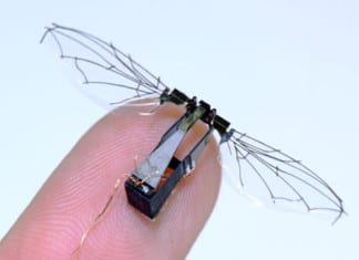 RoboBee: insect-sized robot that can fly and swim Latest tech Robobee-techcresendo