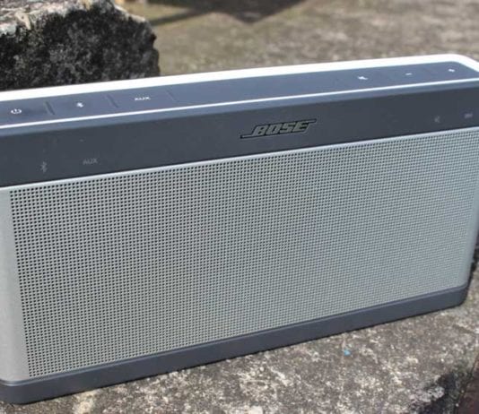 Bose SoundLink Bluetooth Speaker III Full Review Bose SoundLink Bluetooth Speaker III