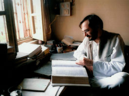 Oscar Pujol: first Sanskrit-Spanish dictionary with more than 64,000 entries Oscar Pujol: first Sanskrit-Spanish dictionary